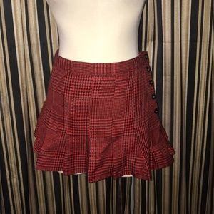 Punk style pleated skirt